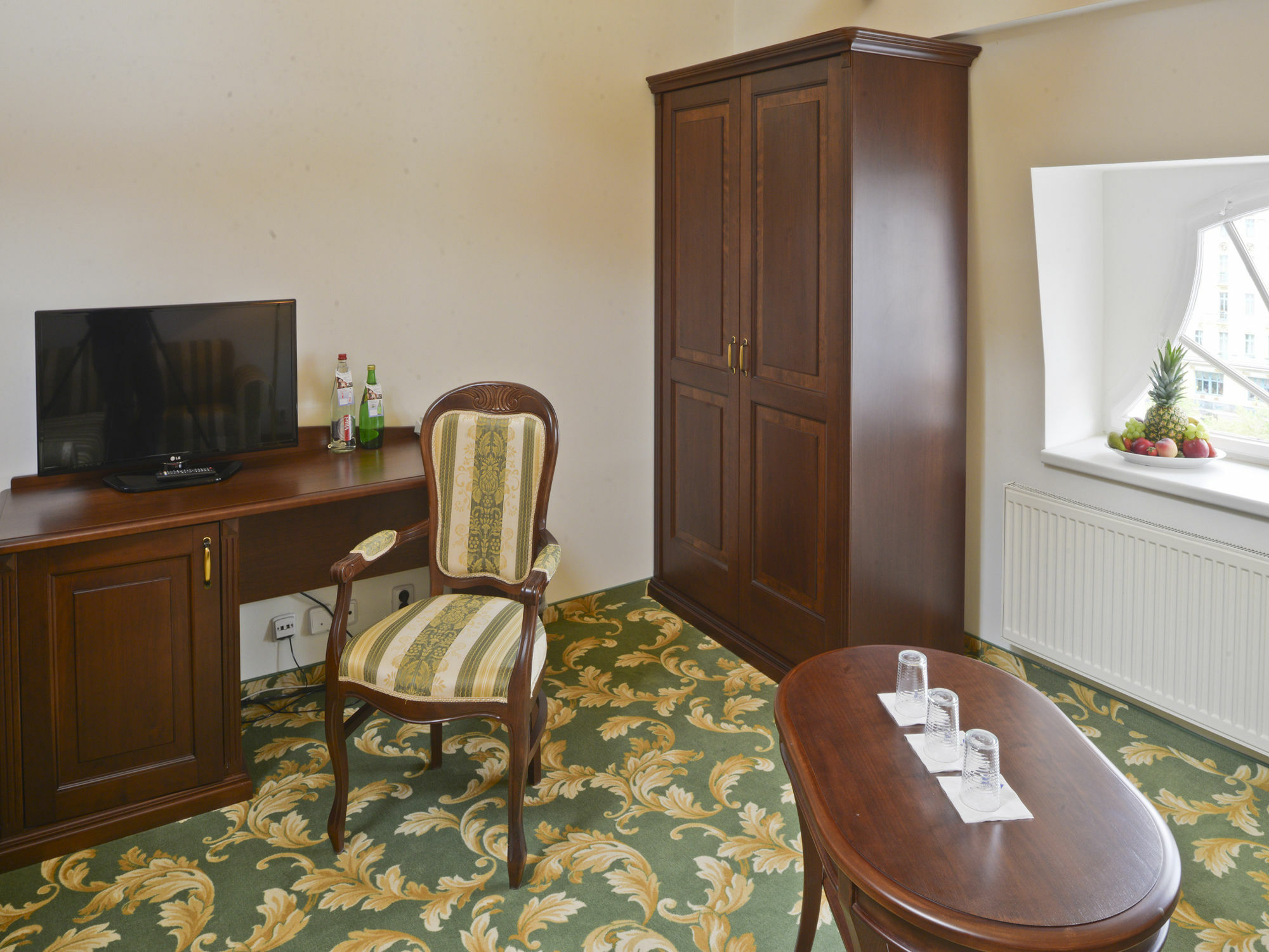 Ea Hotel Elefant Karlovy Vary Exterior photo