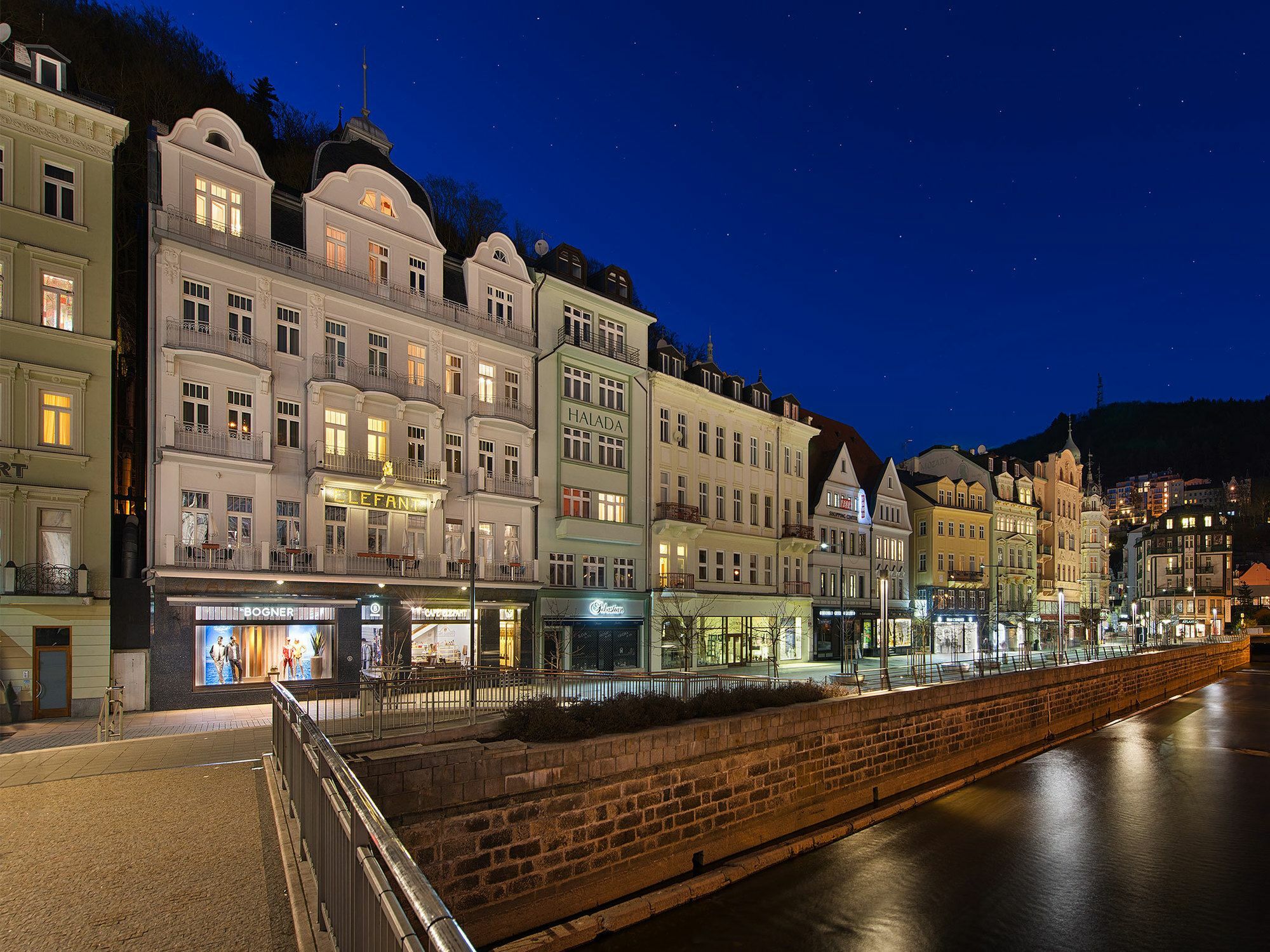 Ea Hotel Elefant Karlovy Vary Exterior photo