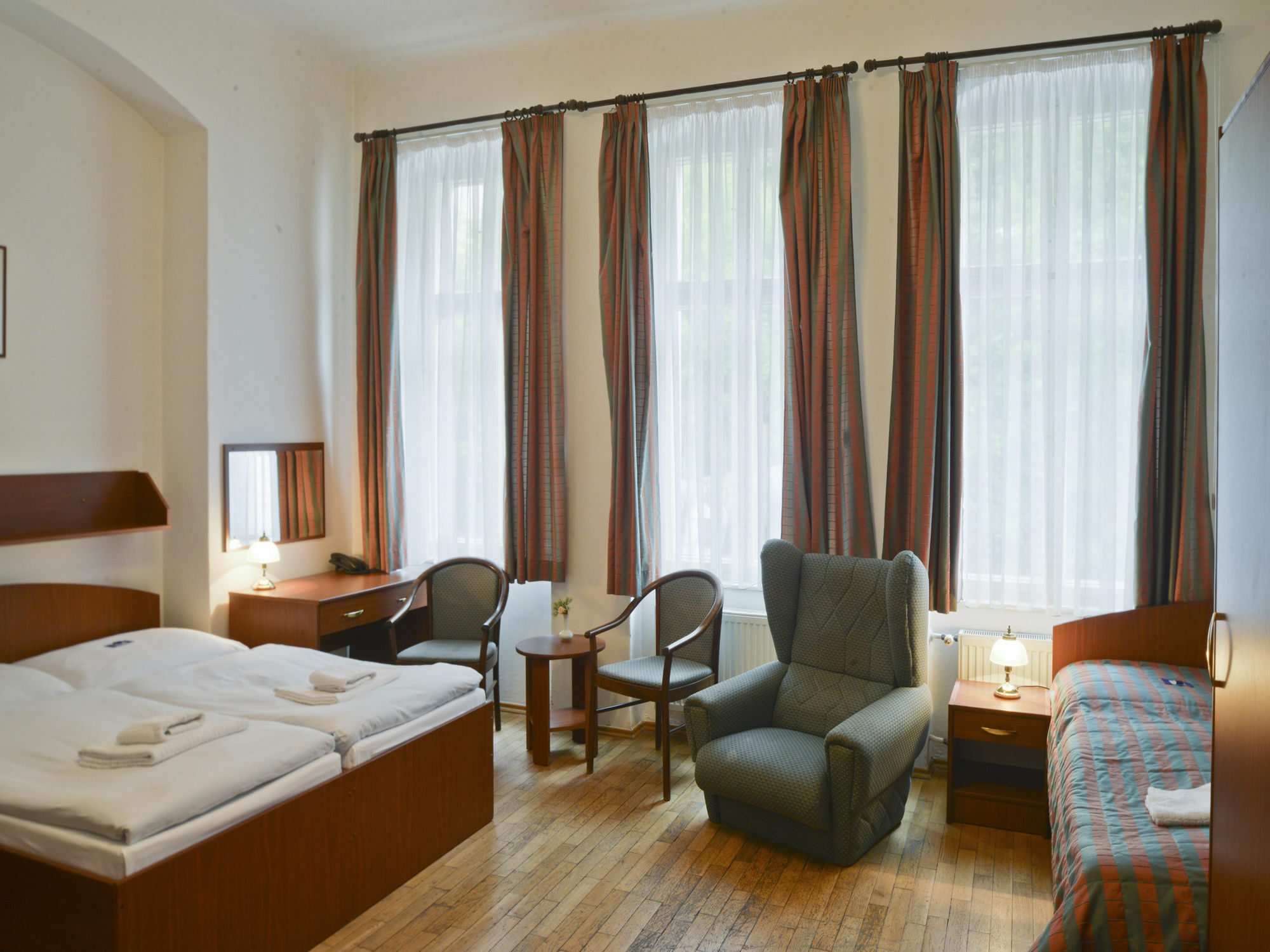 Ea Hotel Elefant Karlovy Vary Exterior photo